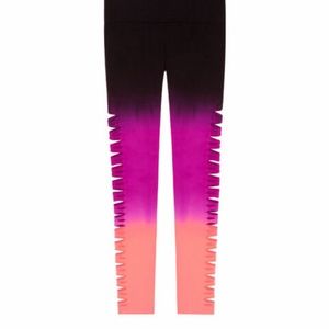 PINK Victoria's Secret Cool & Comfy Leggings- M